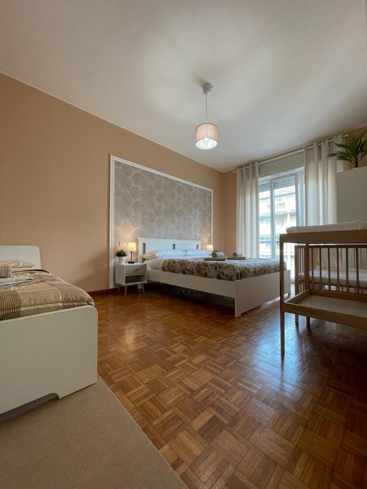 Home In Town - Citta' Studi Apartment Milan Bagian luar foto